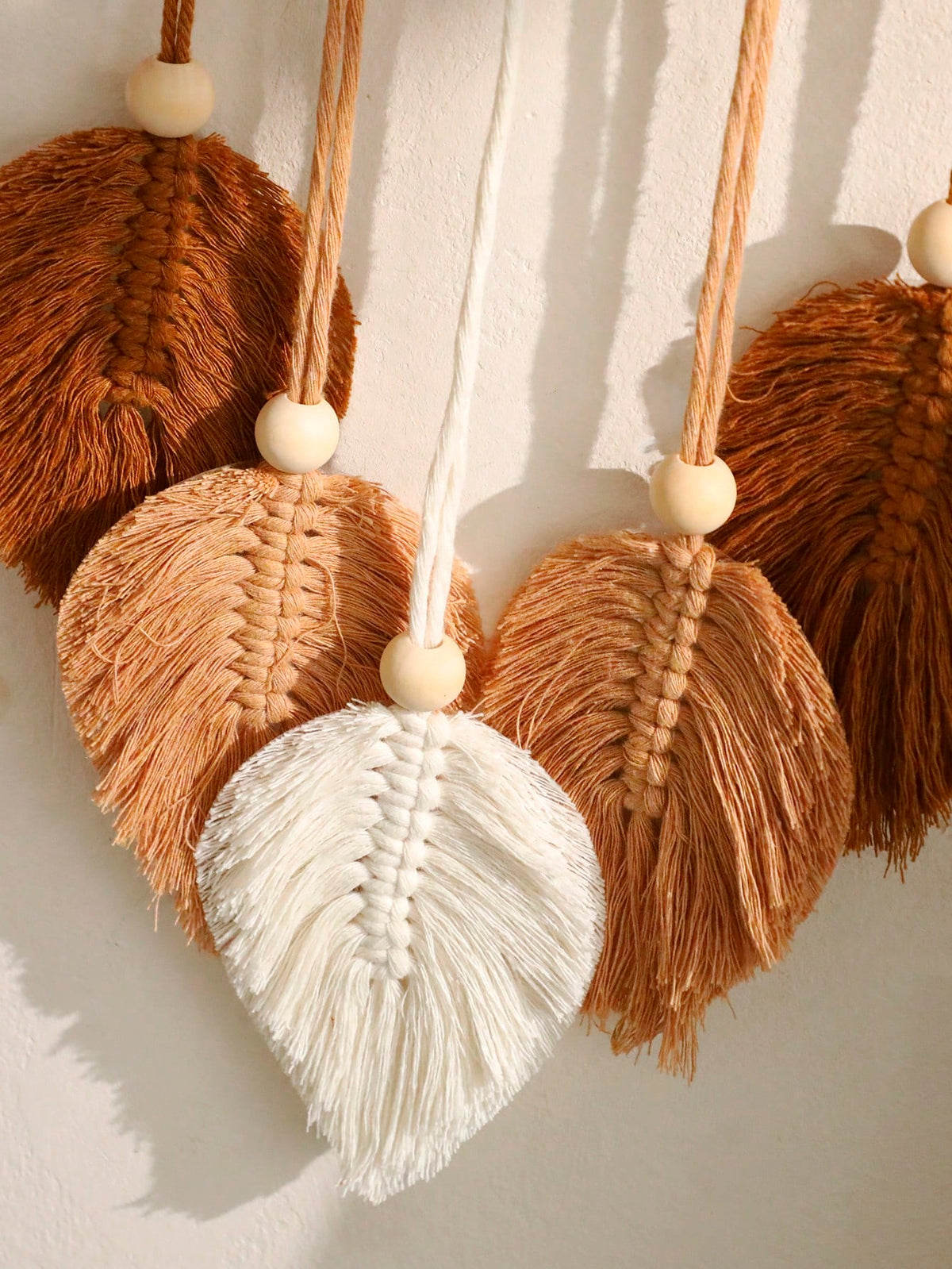 Handmade Woven Leaf Wall Hanging Shelf